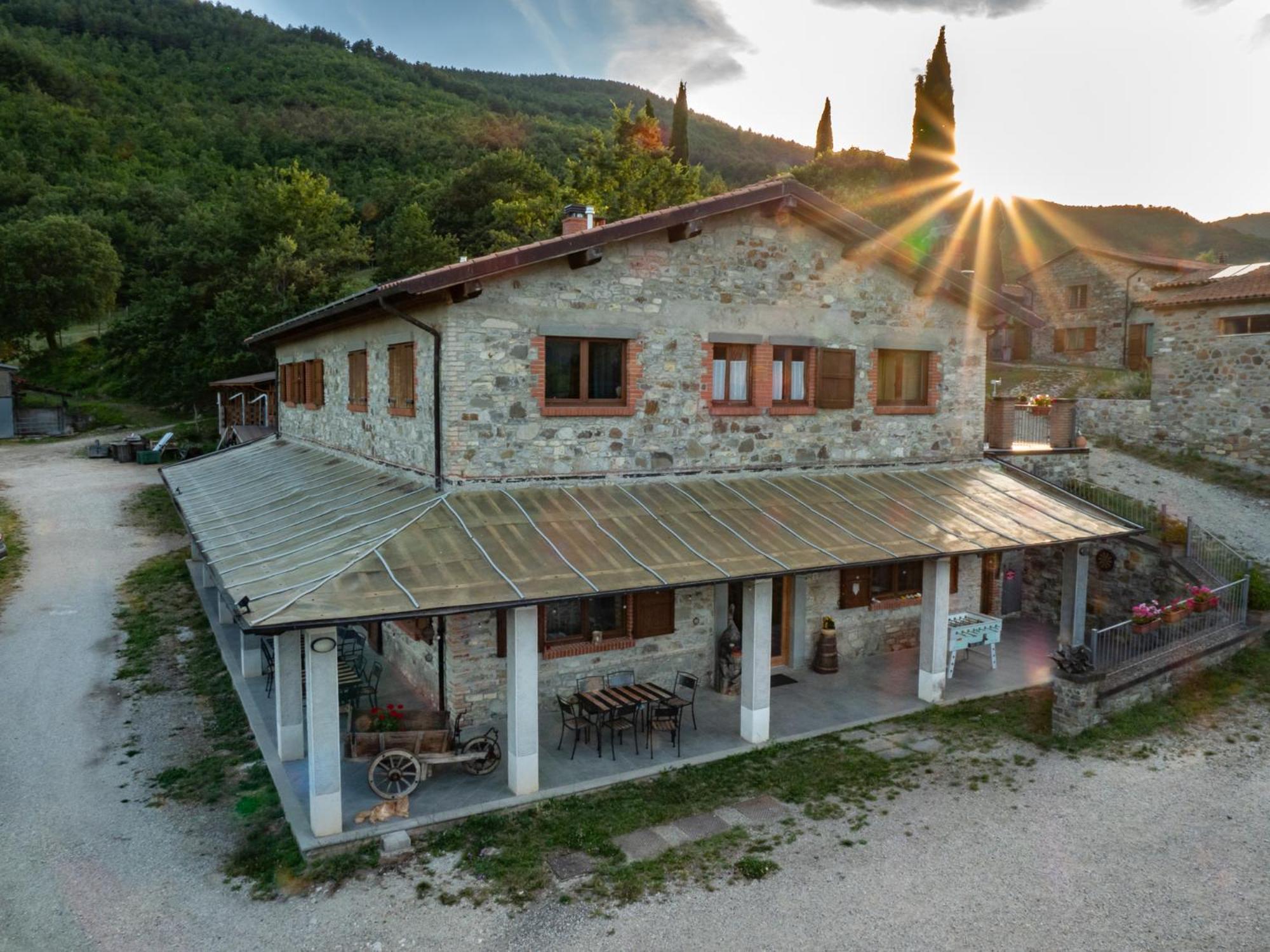 Agriturismo Villaggio Eden Pieve Santo Stefano Eksteriør billede